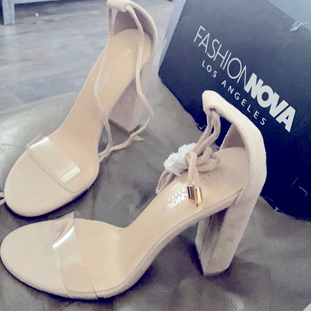 Fashion nova heels